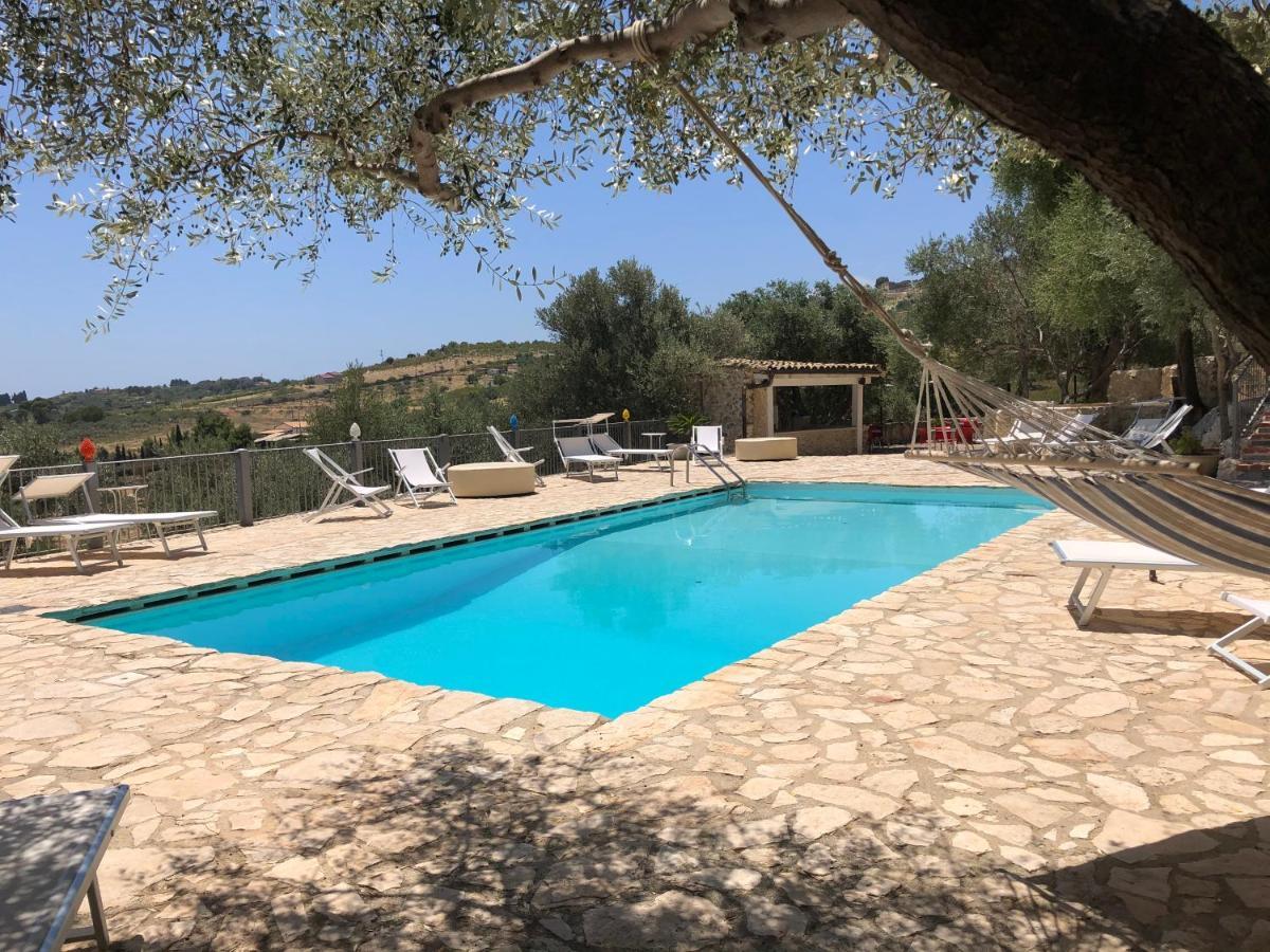 Agriturismo Roba Degli Ulivi Villa อากริเจนโต ภายนอก รูปภาพ