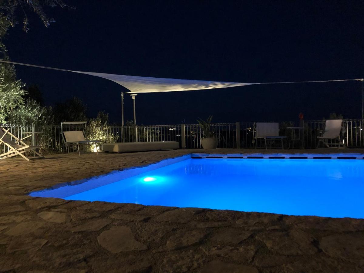 Agriturismo Roba Degli Ulivi Villa อากริเจนโต ภายนอก รูปภาพ