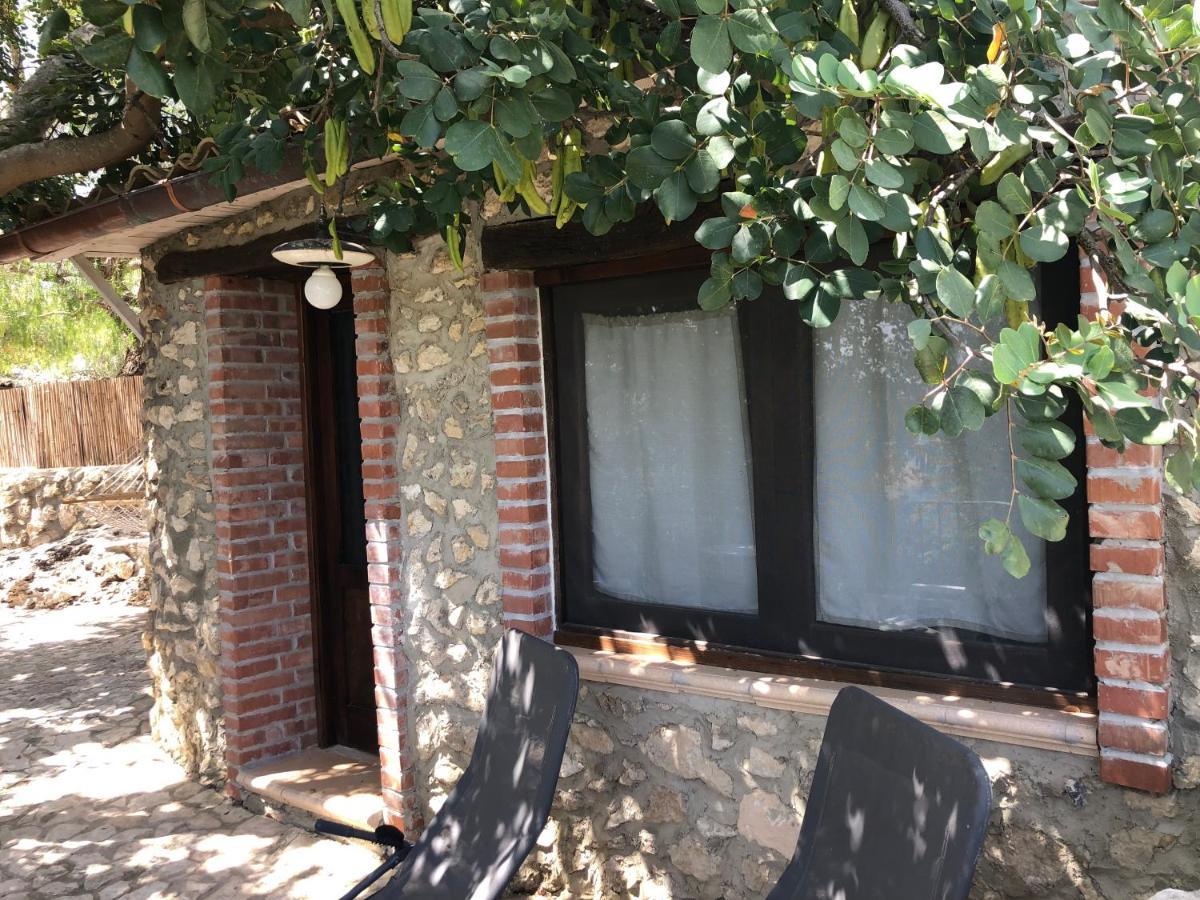 Agriturismo Roba Degli Ulivi Villa อากริเจนโต ภายนอก รูปภาพ